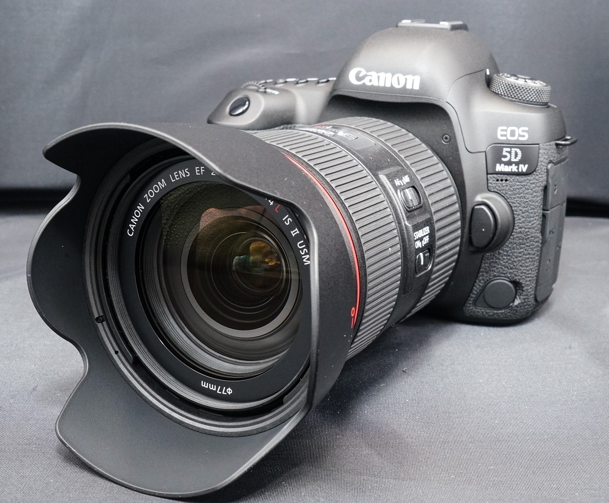 фотоаппарат Canon EOS 5D Mark IV Body