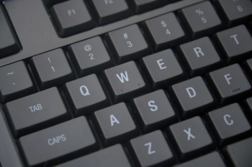 Где находится кнопка tab на ноутбуке. Для чего клавиша Tab? Как ее использовать?
