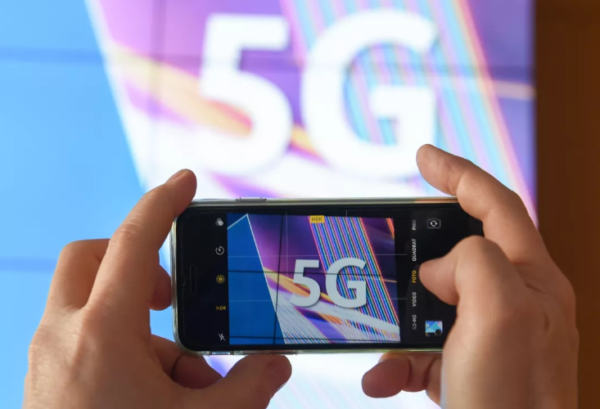 Новые iPhone начнут поддерживать 5G с 2020 года